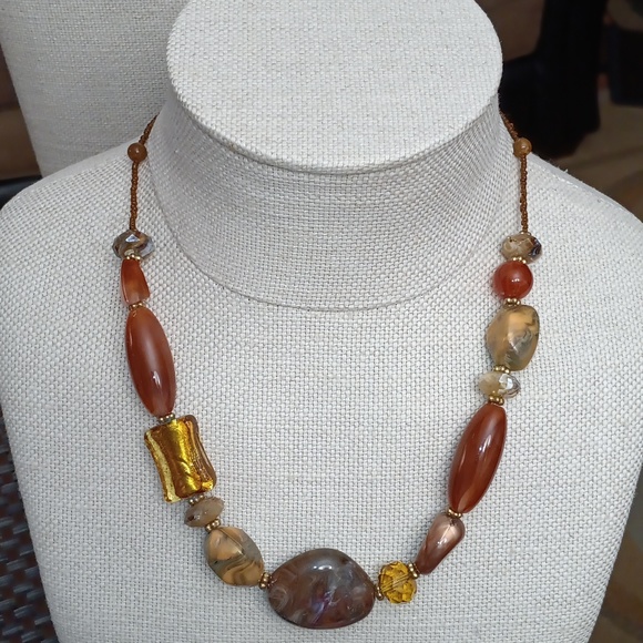Jewelry - MULTICOLOR STONE NECKLACE